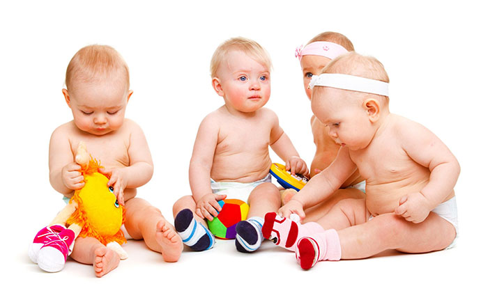 178788_real-toys-play-vital-role-child-development_2560x1600
