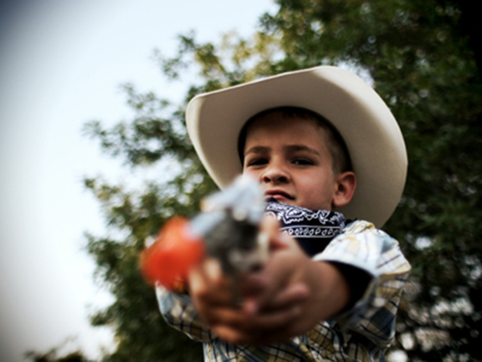 toy-guns-parenting-richvintage