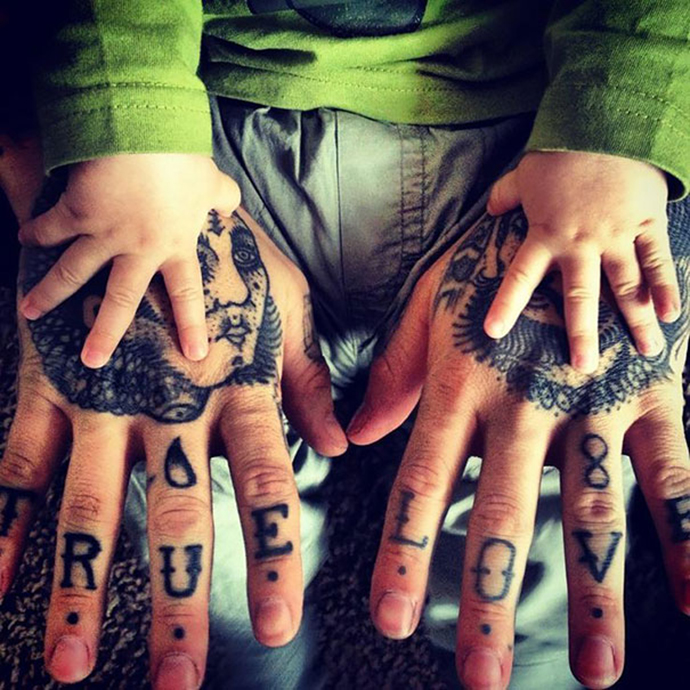 tattooed-parents-39__605